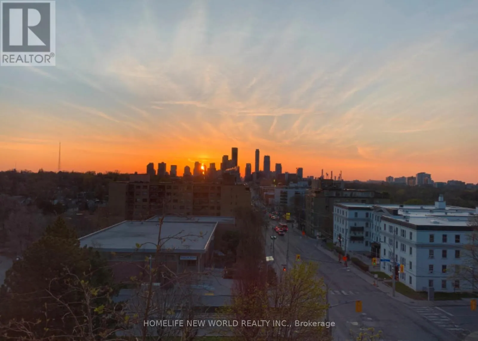 607 - 740 EGLINTON AVENUE W