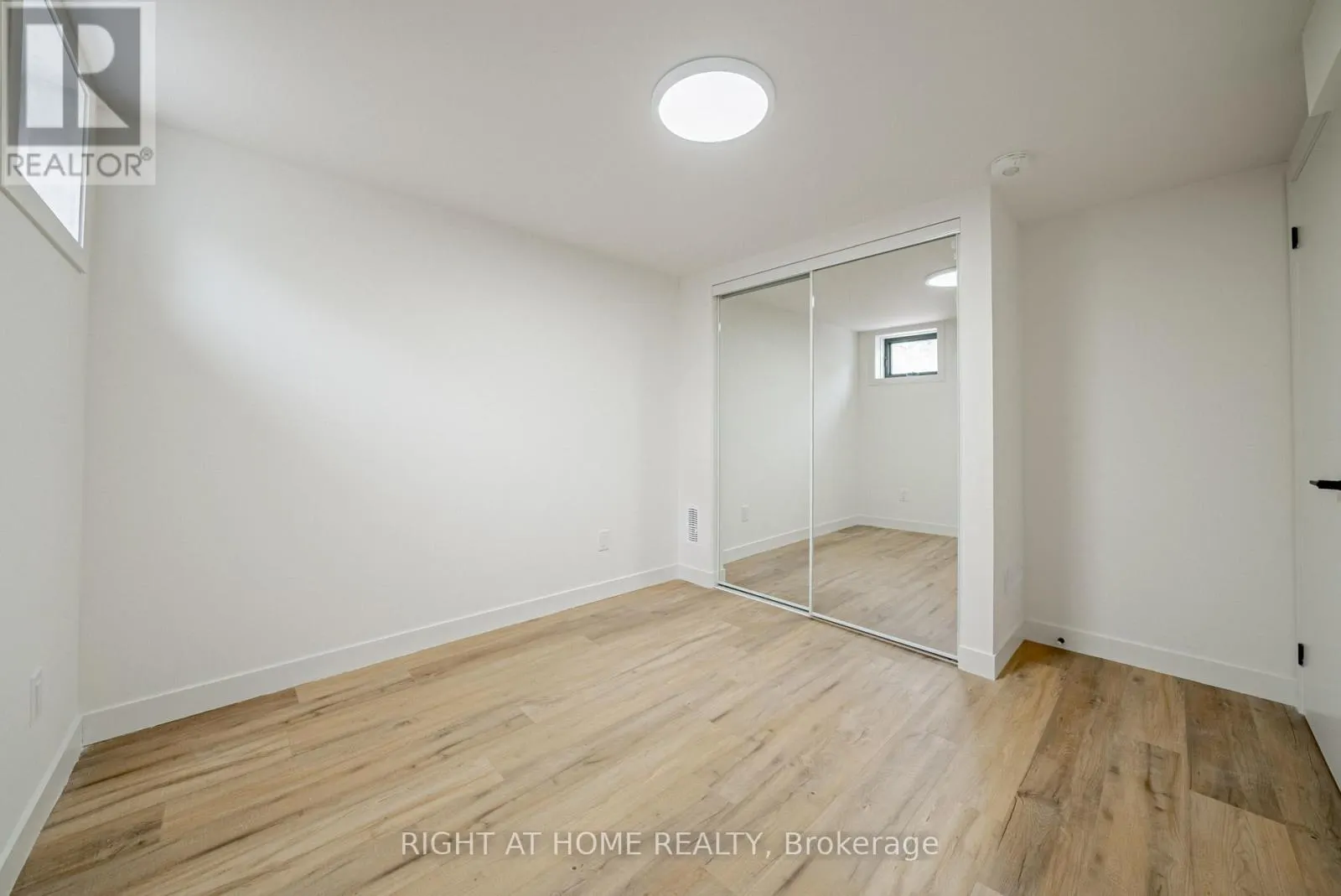 1 - 435 GRACE STREET
