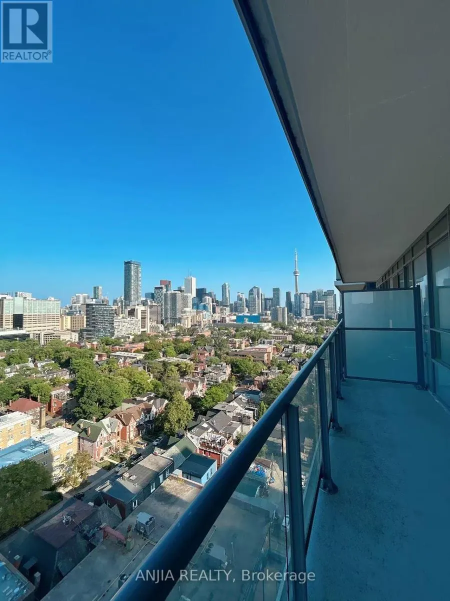 LPH07 - 181 HURON STREET