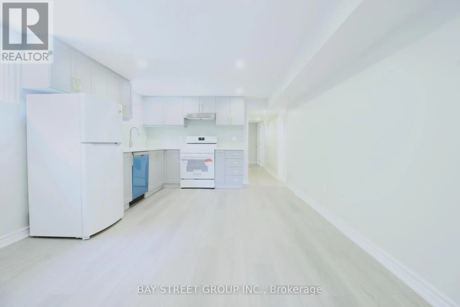 LOWER UNIT - 117 PINDAR CRESCENT
