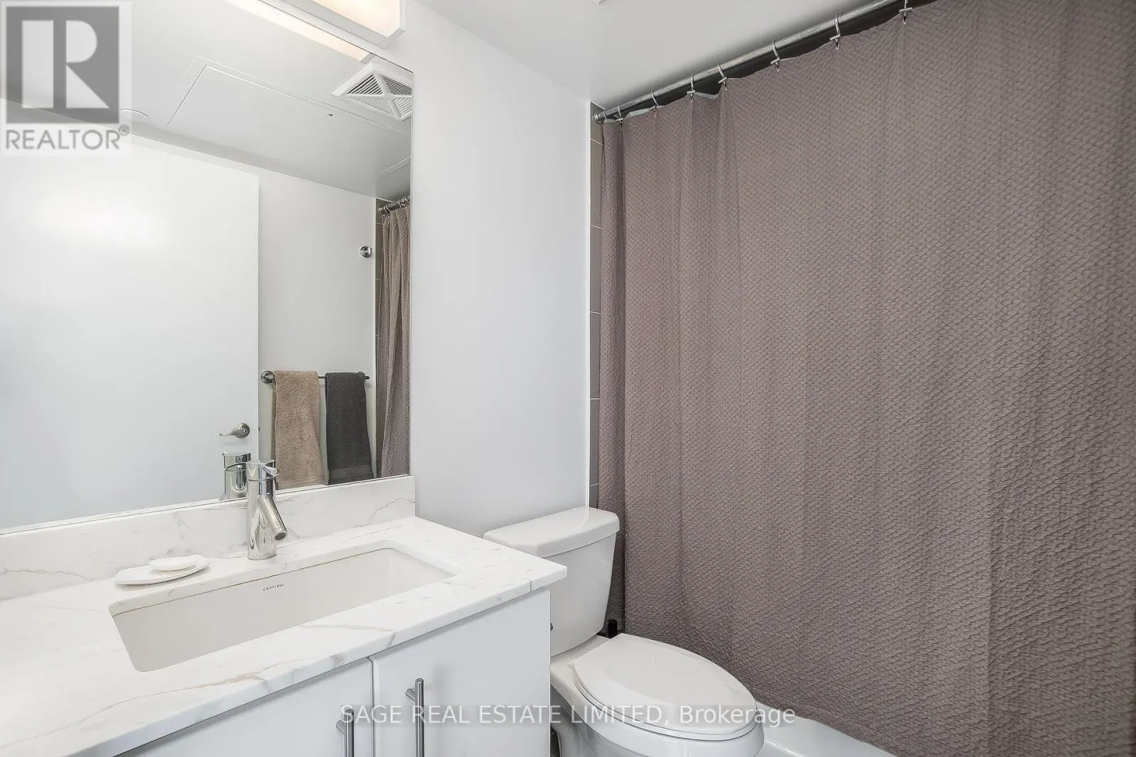 803 - 58 ORCHARD VIEW BOULEVARD