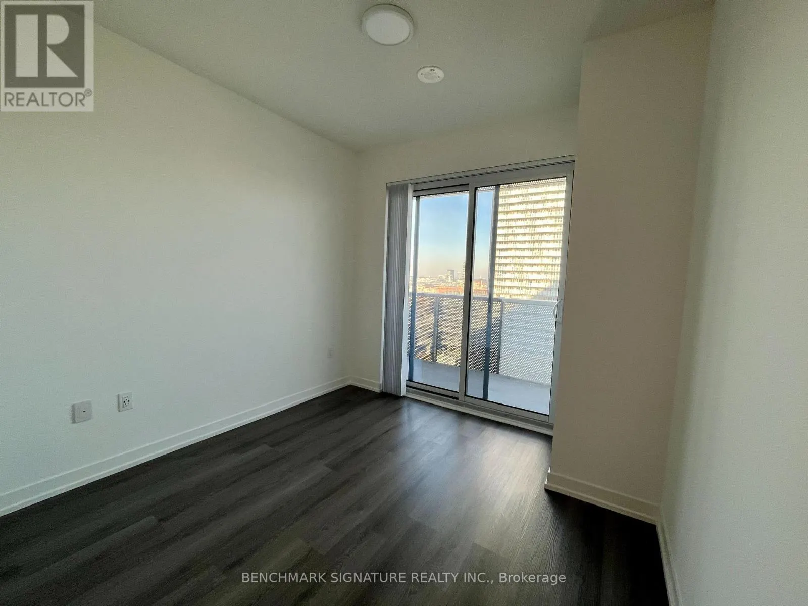 1707 - 138 DOWNES STREET