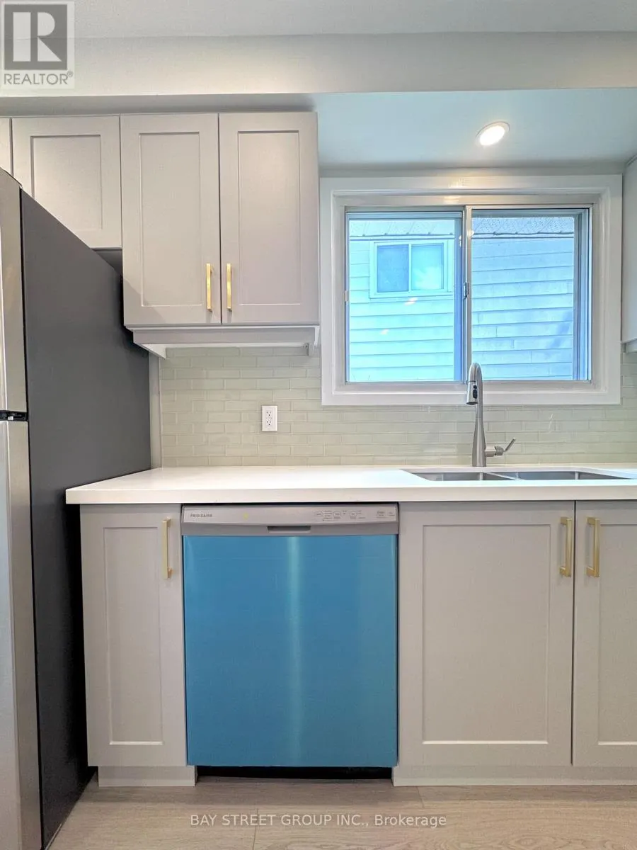 MAIN FLOOR - 117 PINDAR CRESCENT