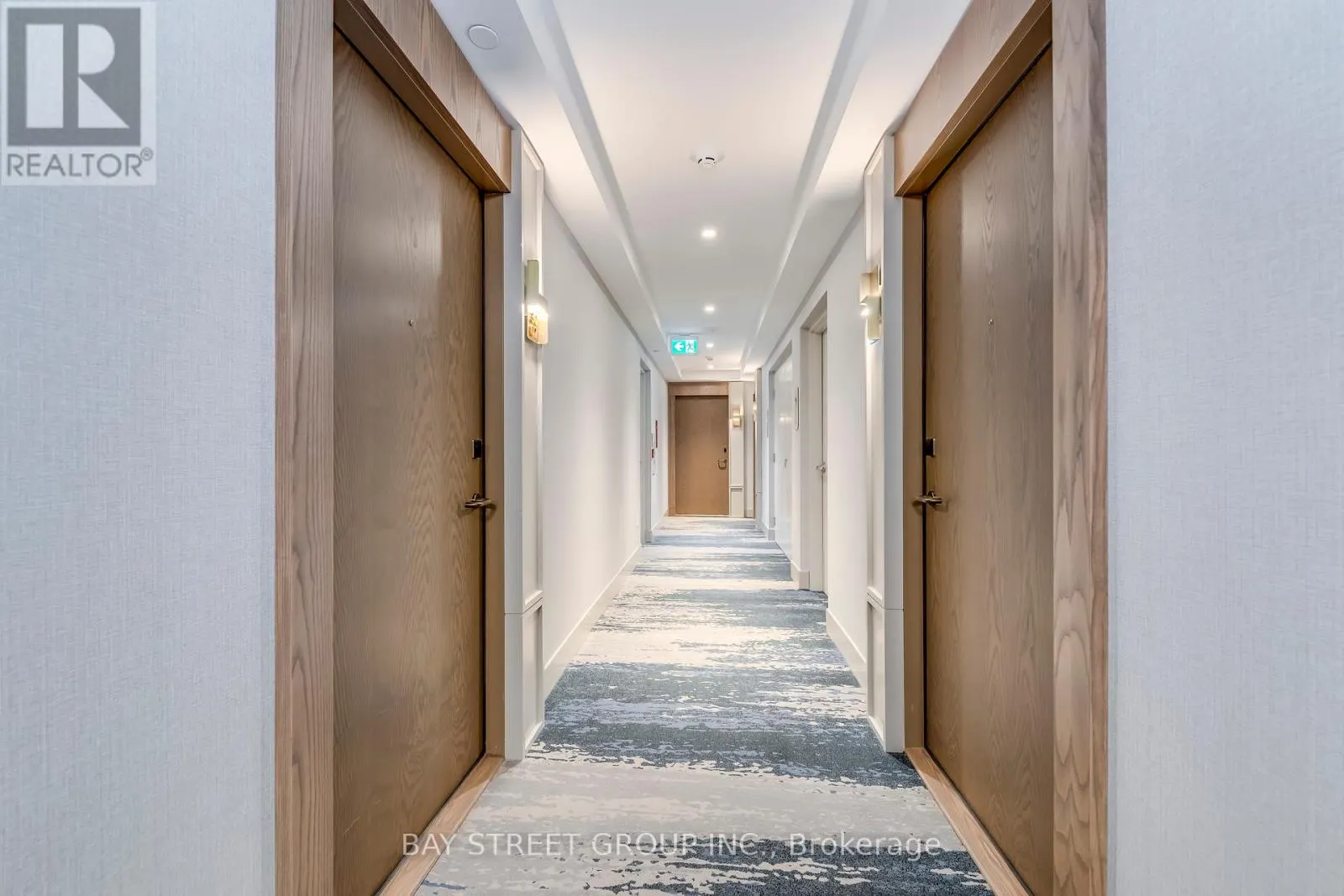 3001 - 30 INN ON THE PARK DRIVE