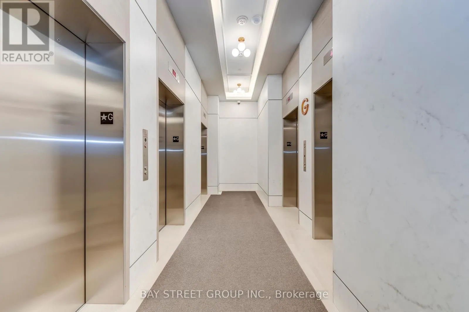 3001 - 30 INN ON THE PARK DRIVE