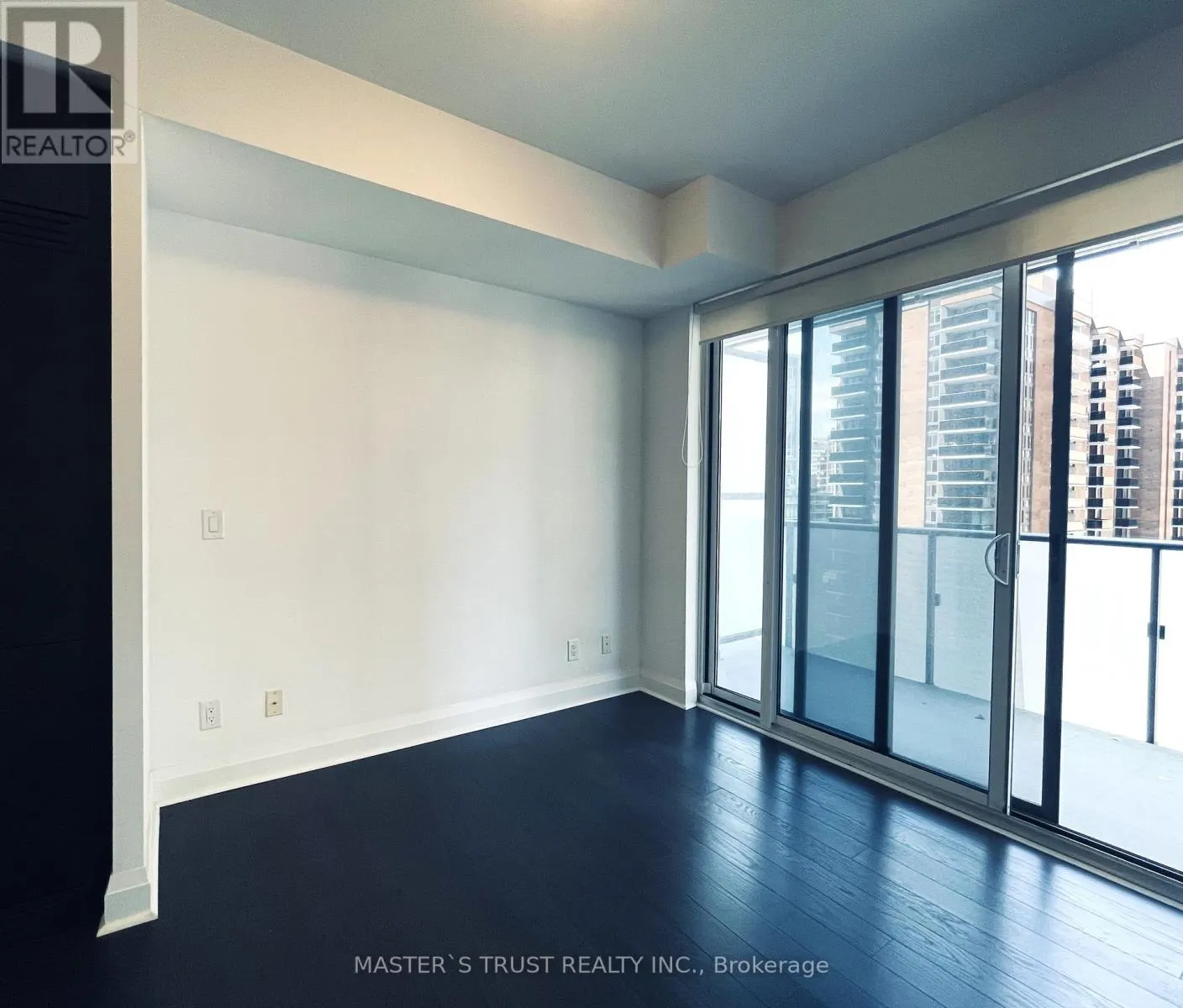 1109 - 1080 BAY STREET