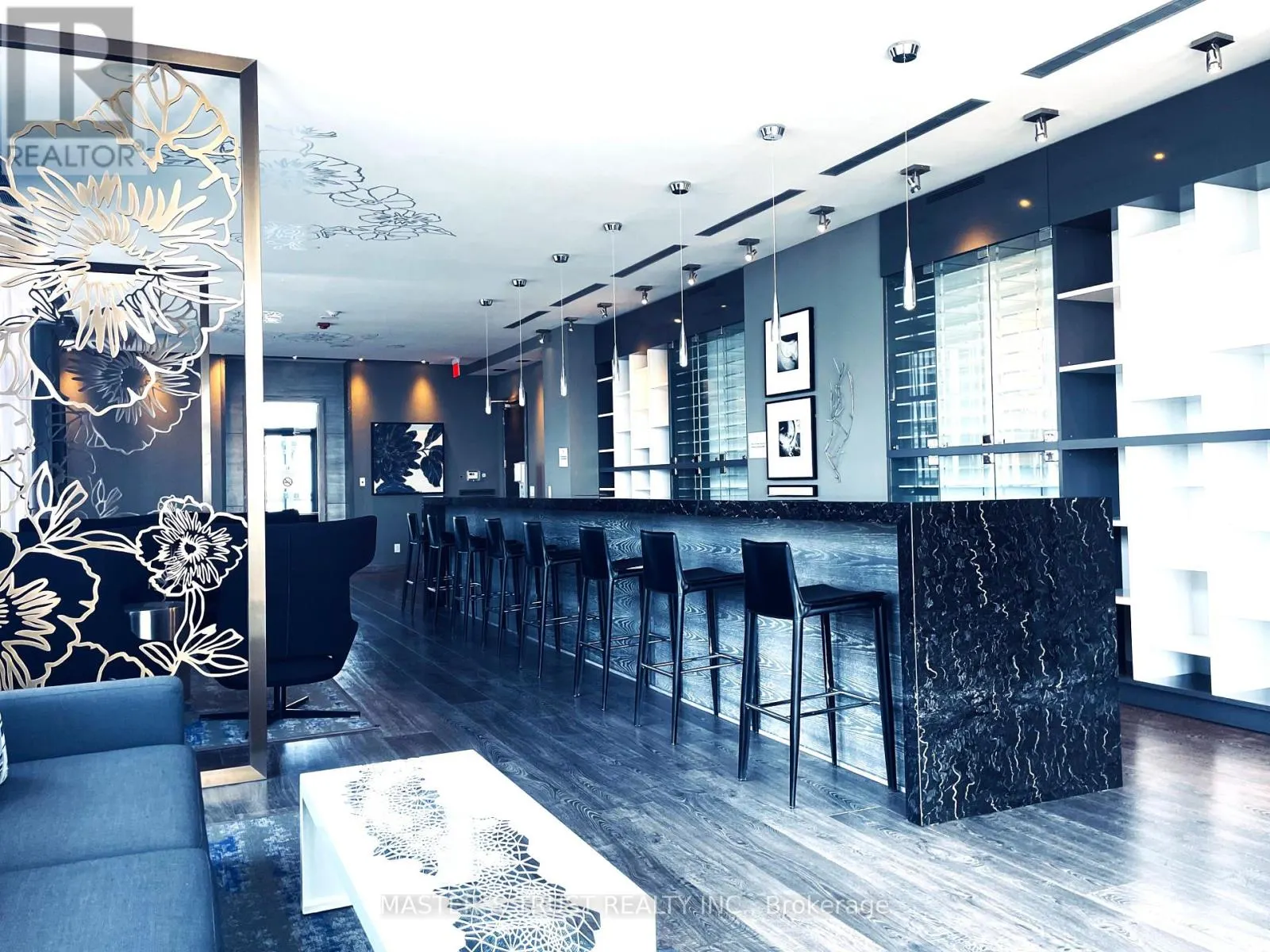 1109 - 1080 BAY STREET