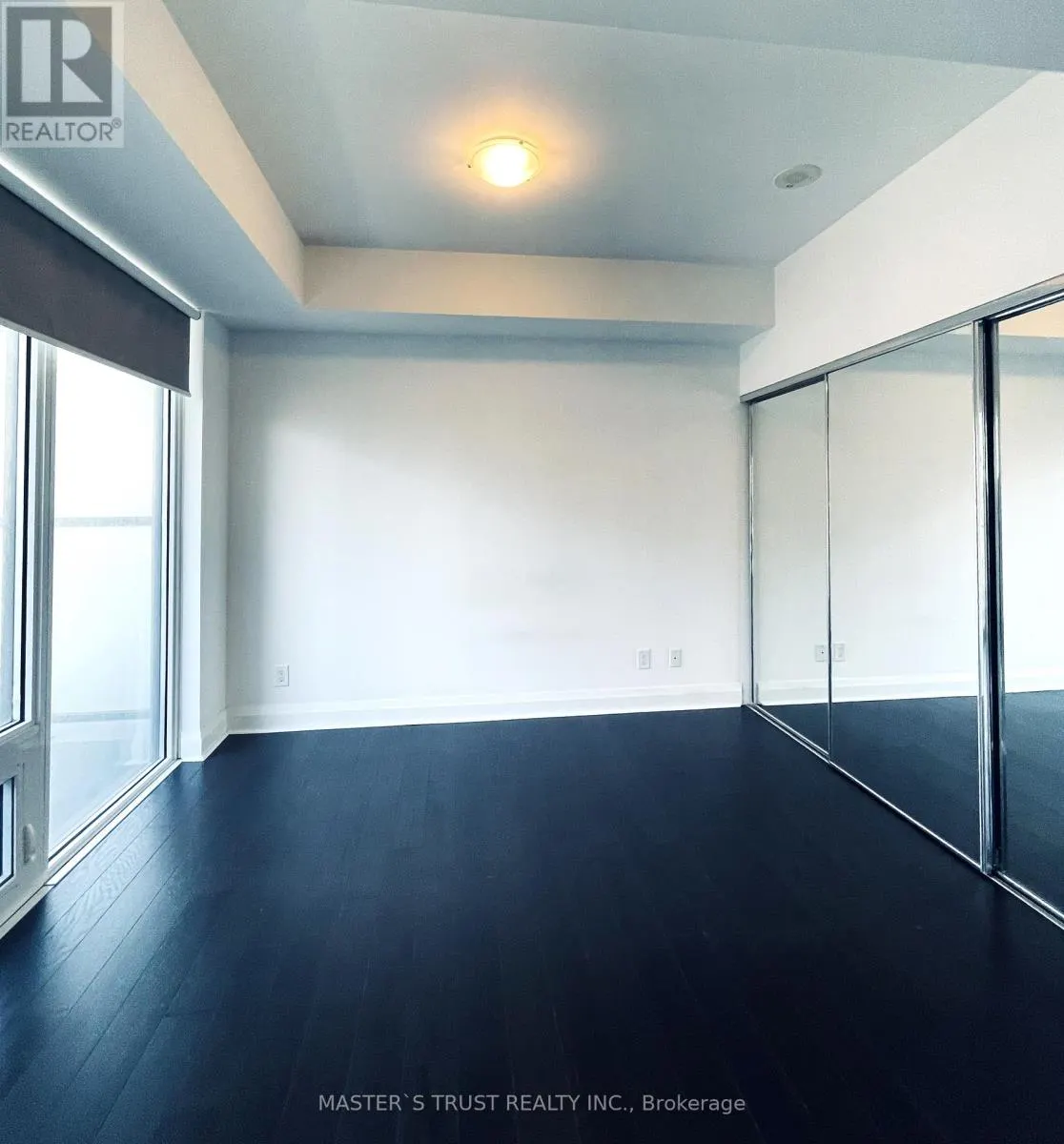 1109 - 1080 BAY STREET