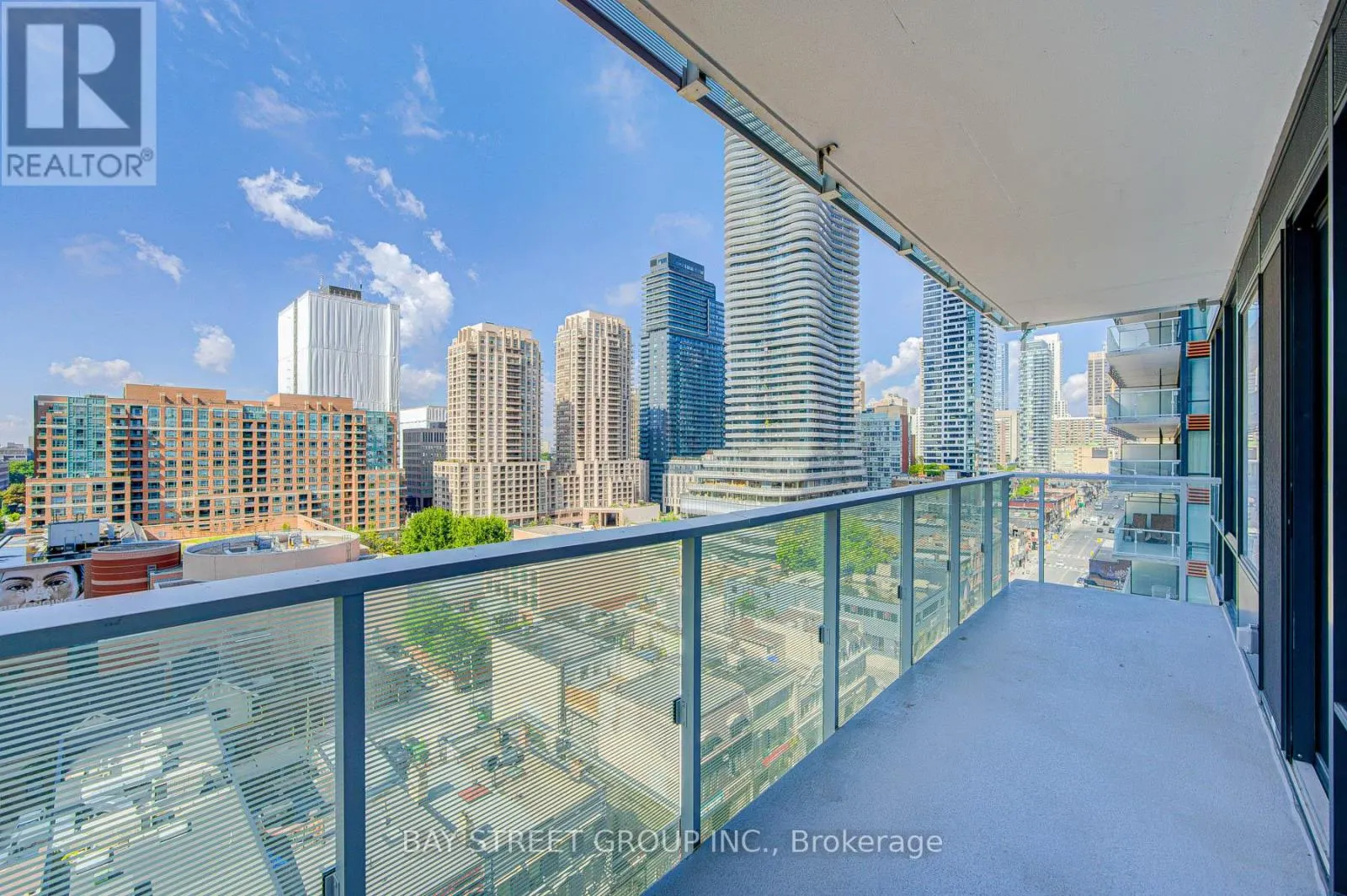 902 - 501 YONGE STREET