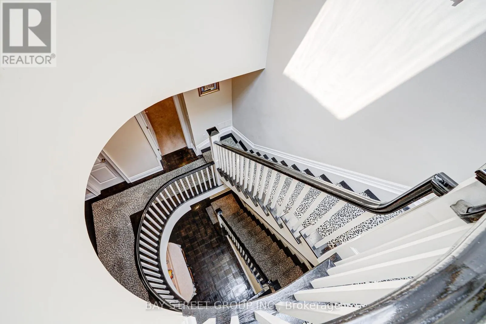 529 DAVENPORT ROAD