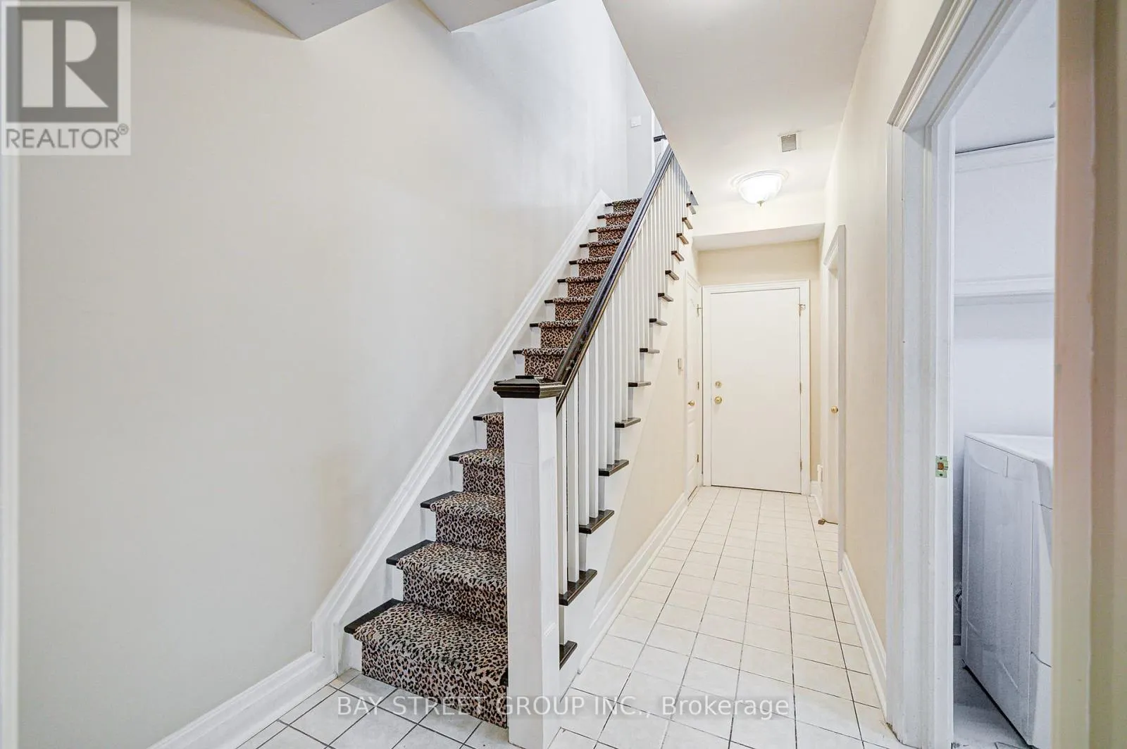 529 DAVENPORT ROAD