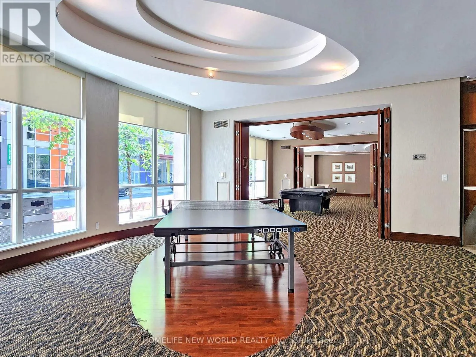 303 - 168 SIMCOE STREET