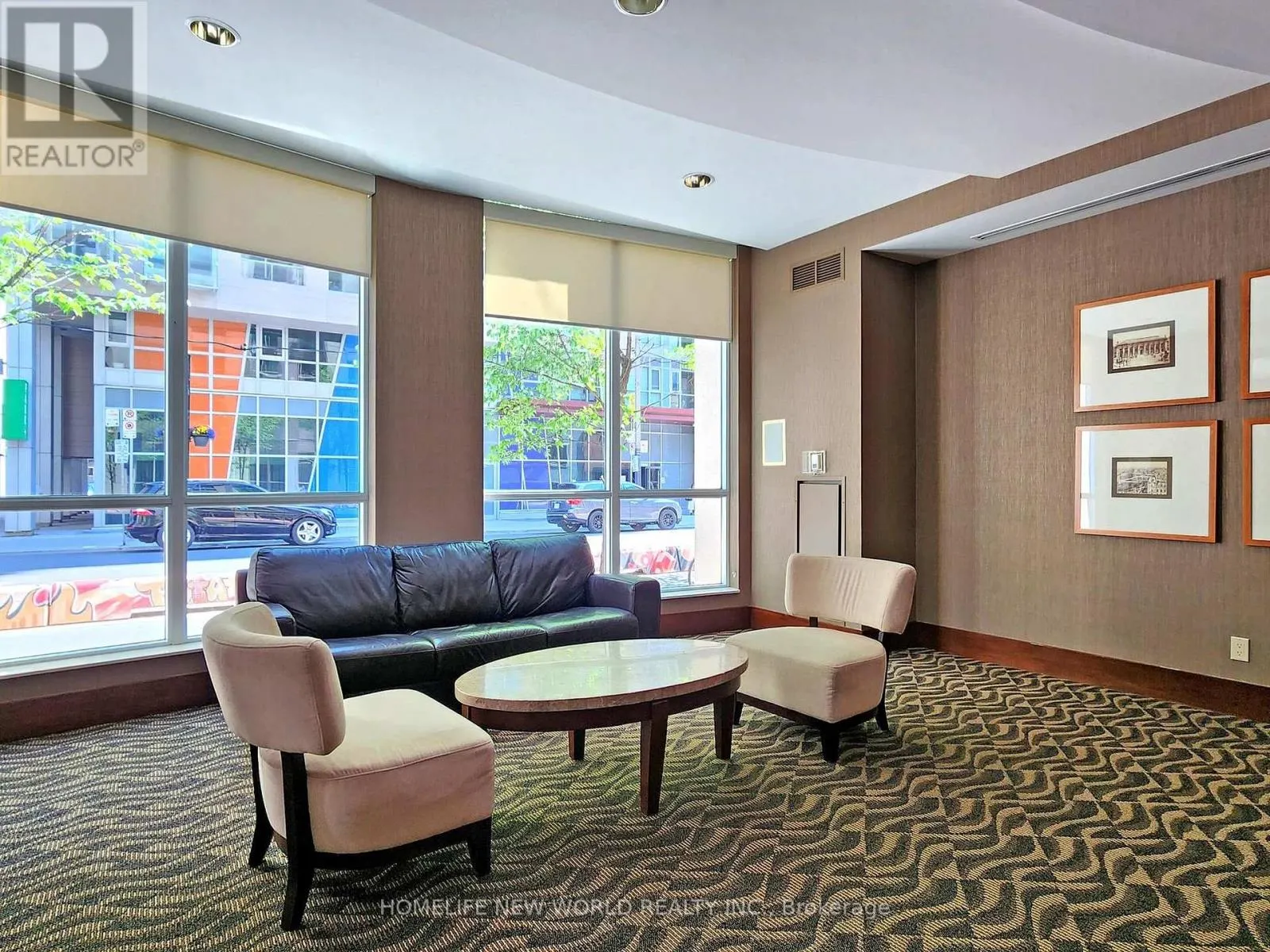 303 - 168 SIMCOE STREET
