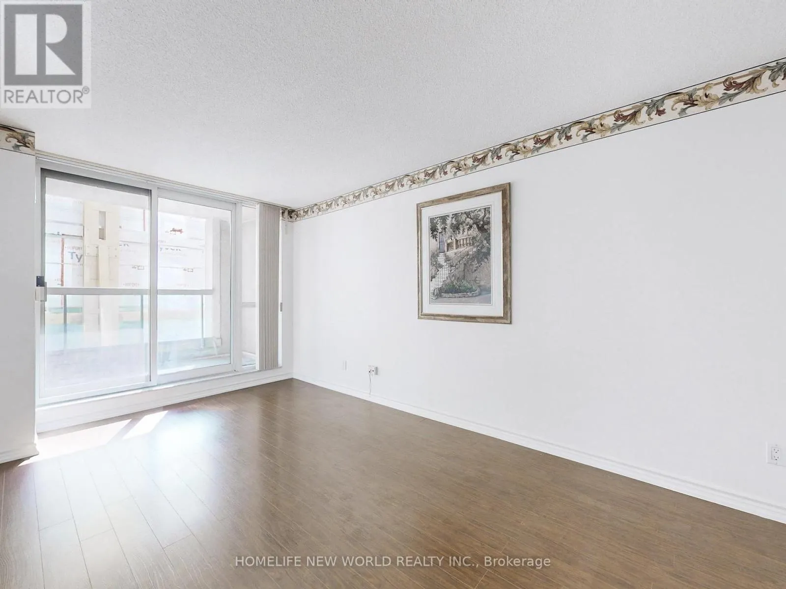 303 - 168 SIMCOE STREET