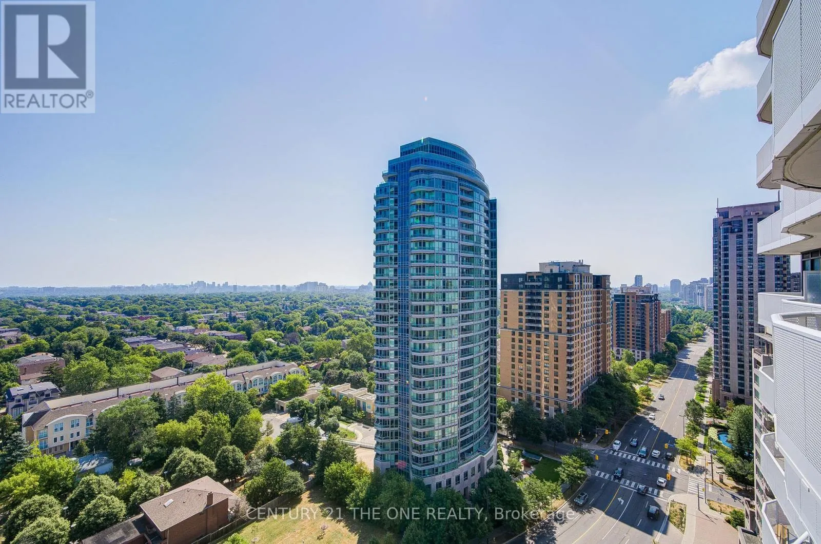 1708 - 15 HOLMES AVENUE