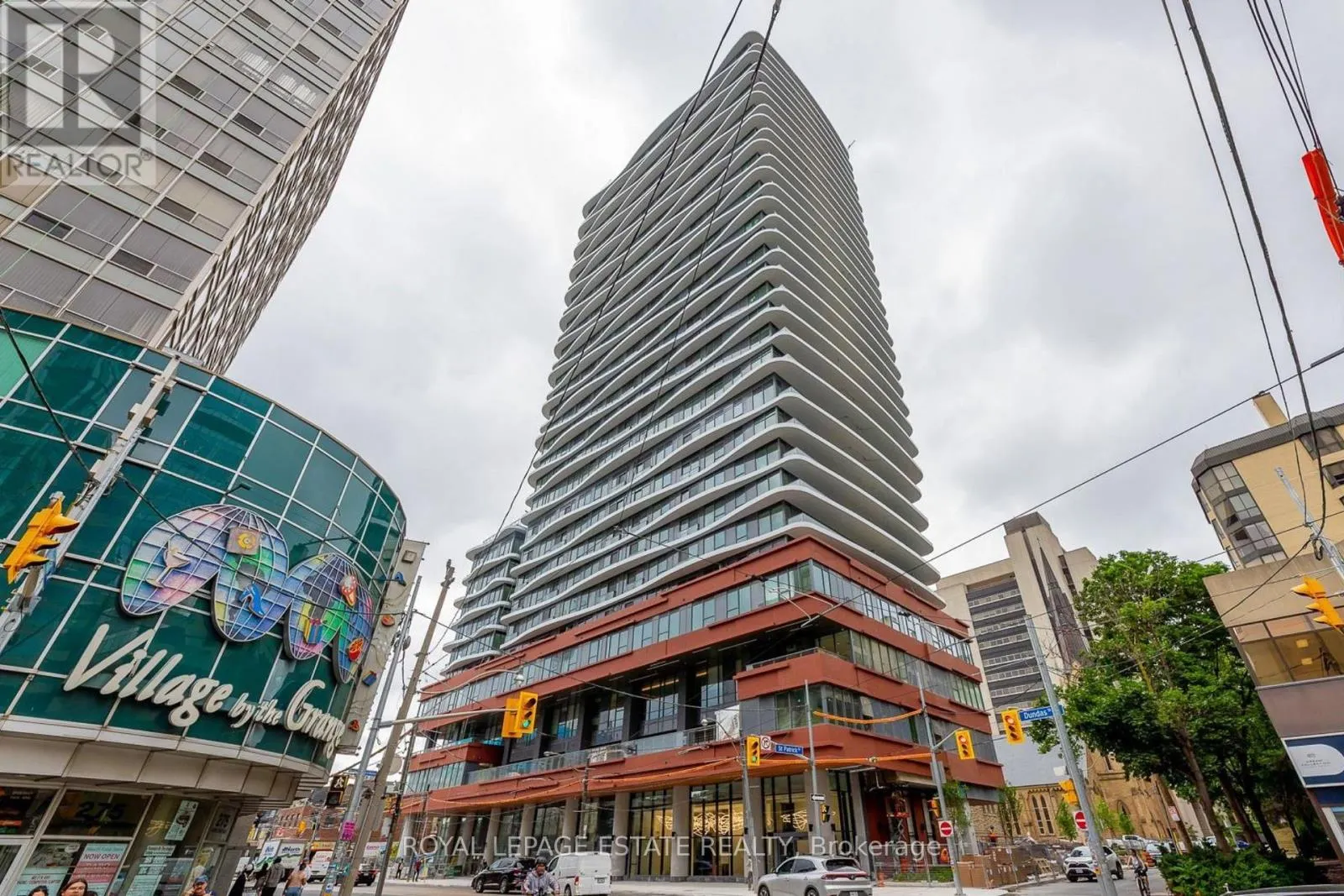 2503 - 280 DUNDAS STREET W