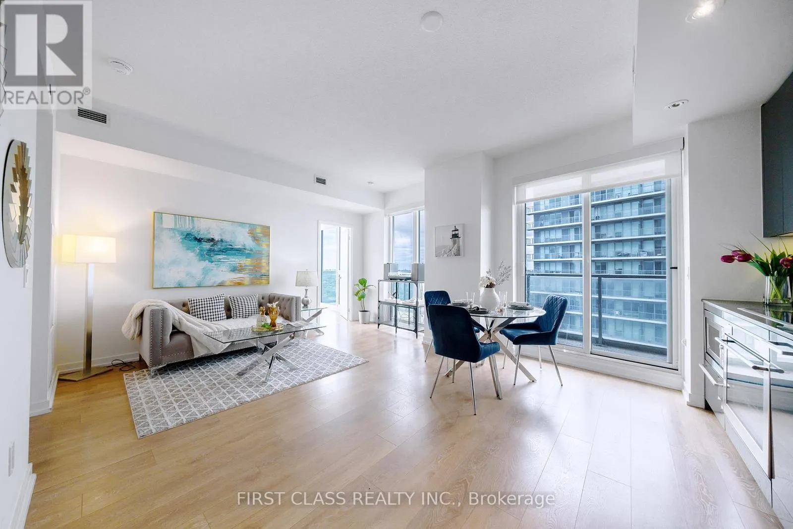 3603 - 117 MCMAHON DRIVE
