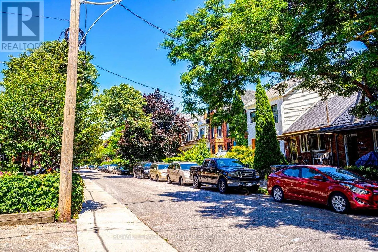 MAIN - 926 KING STREET W