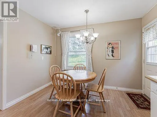 8 BEVERIDGE DRIVE