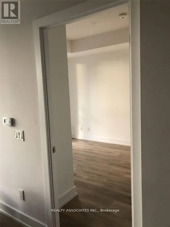 210 - 128 FAIRVIEW MALL DRIVE