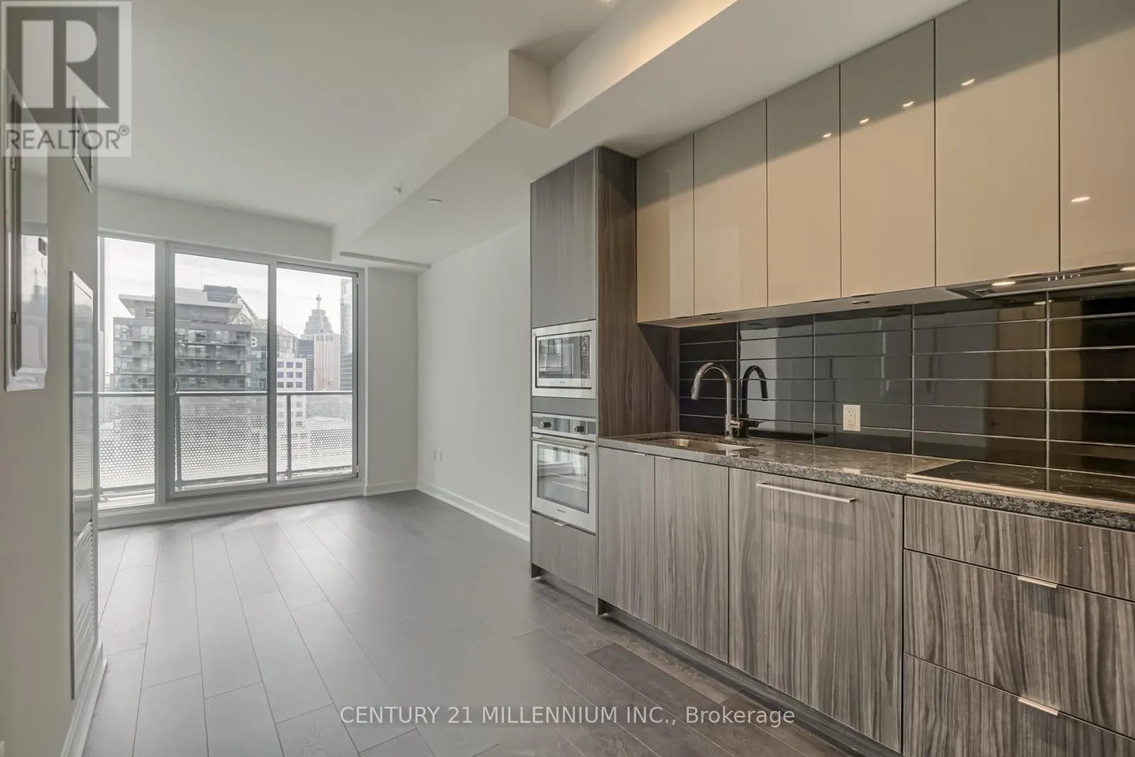 3501 - 115 BLUE JAYS WAY