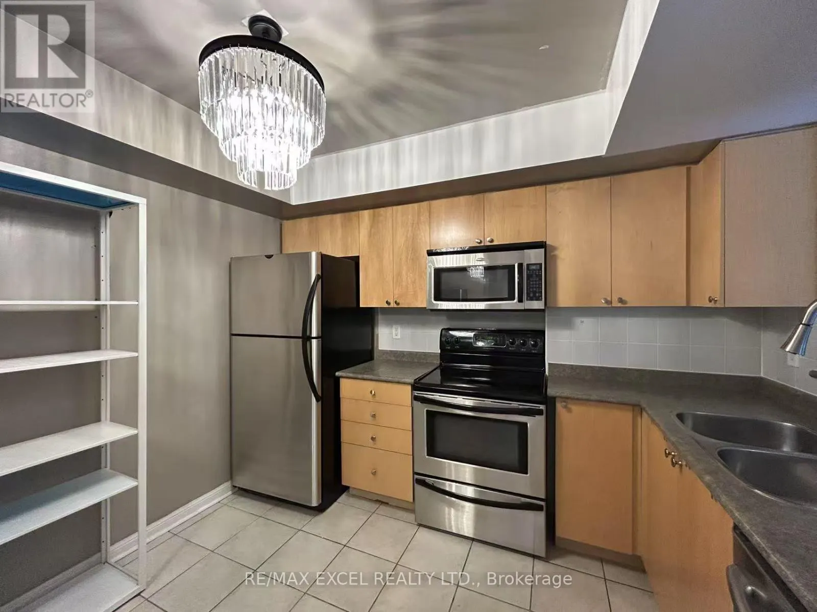 1131 - 5 EVERSON DRIVE