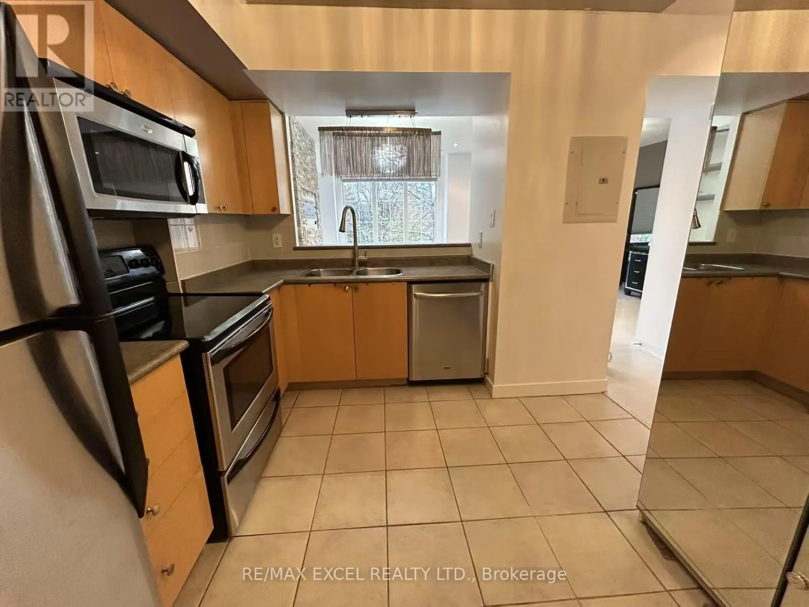 1131 - 5 EVERSON DRIVE
