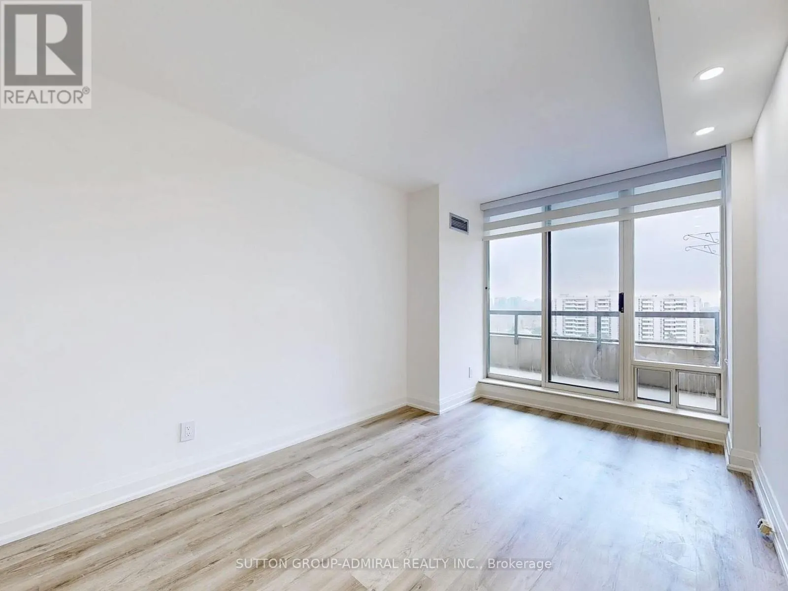 1210 - 1101 STEELES AVENUE W