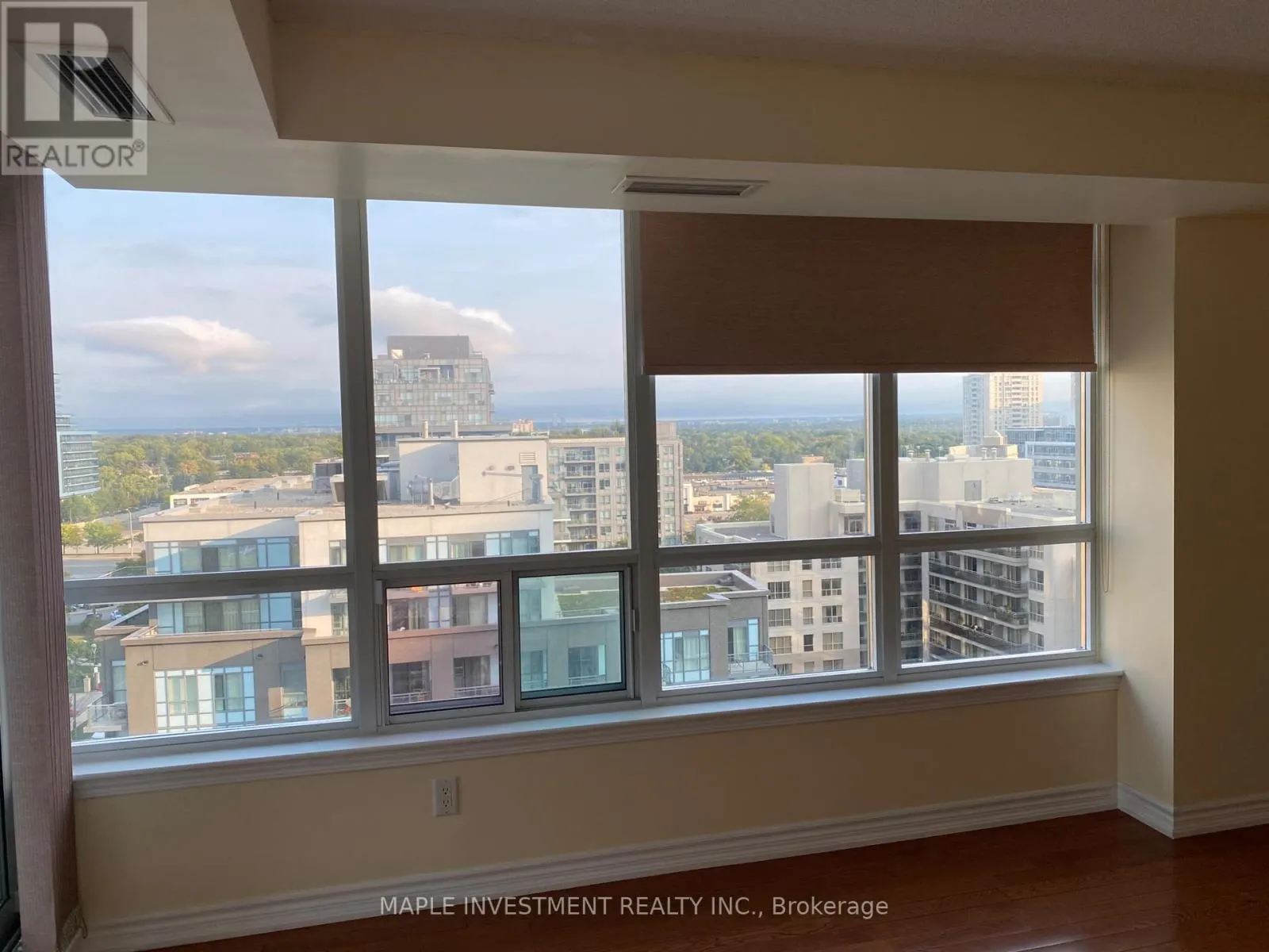 1214 - 17 BARBERRY PLACE