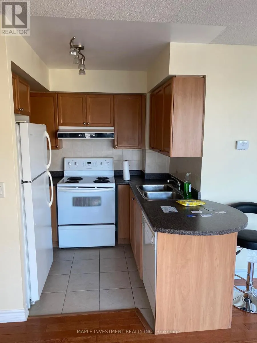 1214 - 17 BARBERRY PLACE