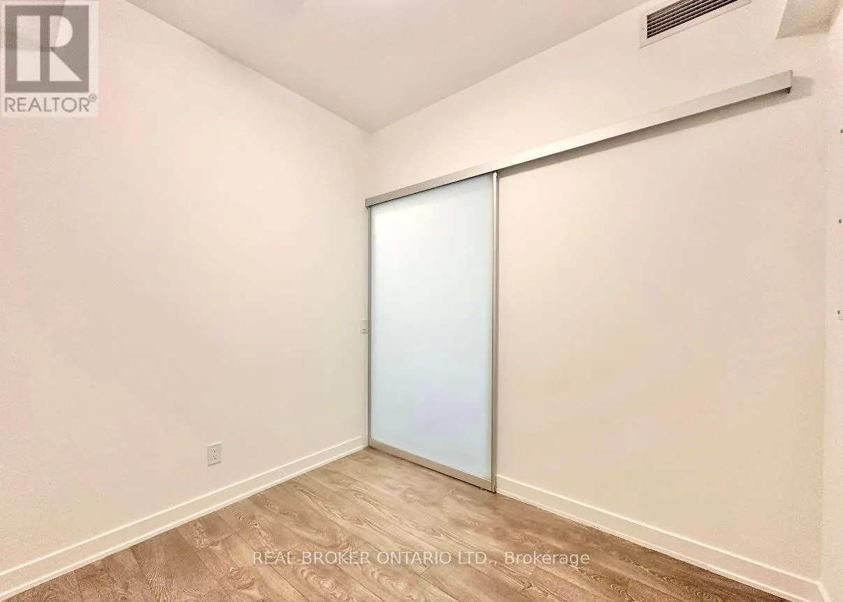 428 - 543 RICHMOND STREET W
