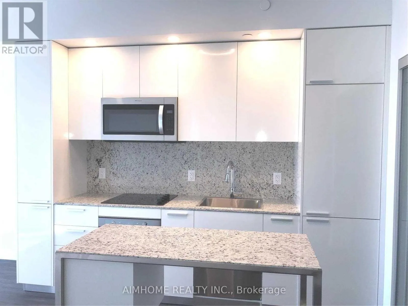 #2717 - 75 CANTERBURY PLACE