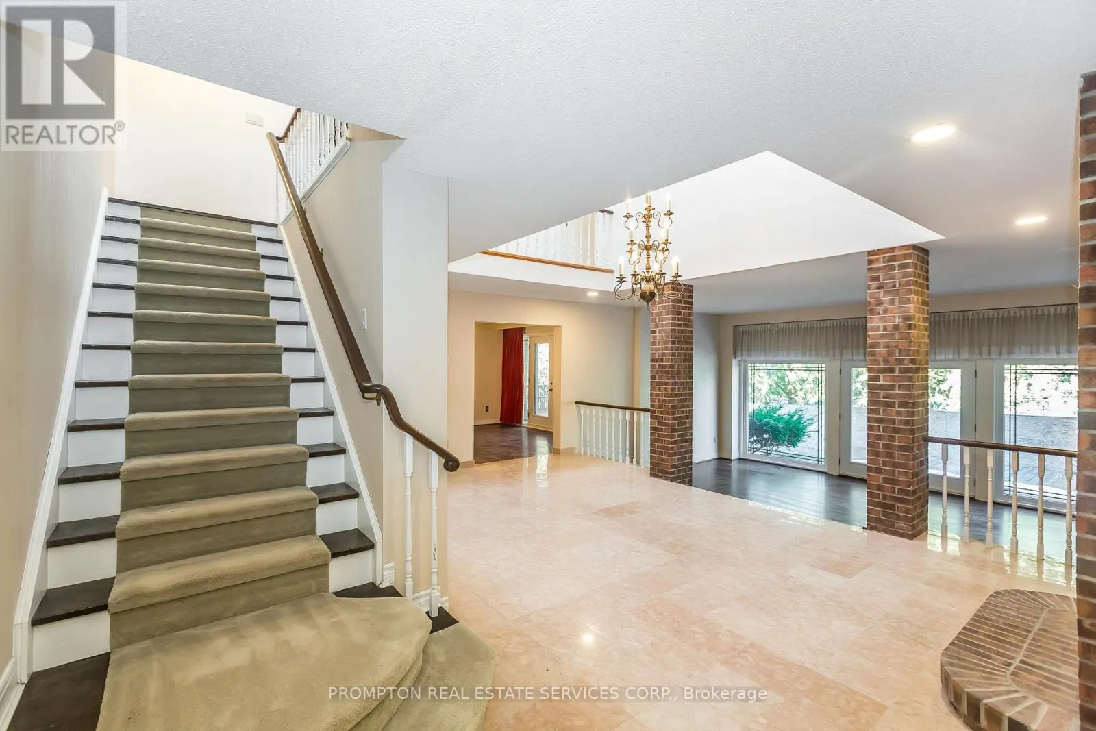 4 SAGEWOOD DRIVE