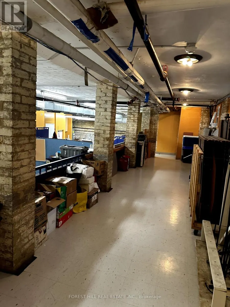 LOWER - 525 BLOOR STREET E