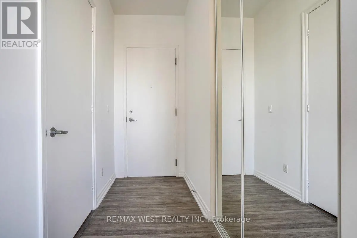 1001 - 797 DON MILLS ROAD