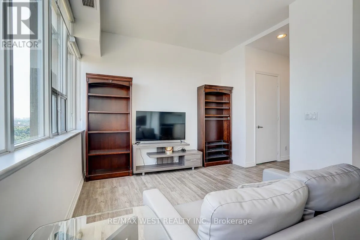 1001 - 797 DON MILLS ROAD
