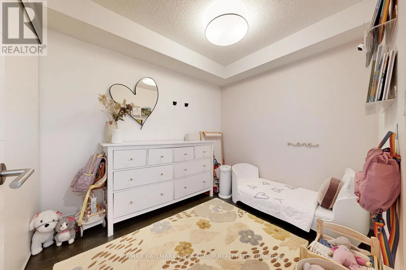 312 - 525 ADELAIDE STREET W