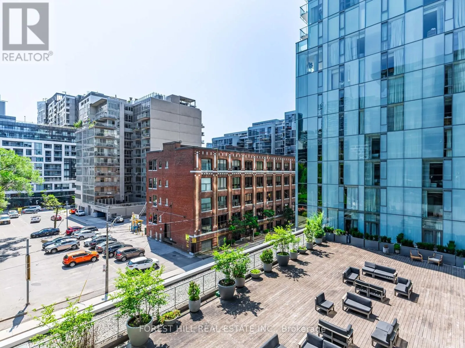 540 - 55 STEWART STREET