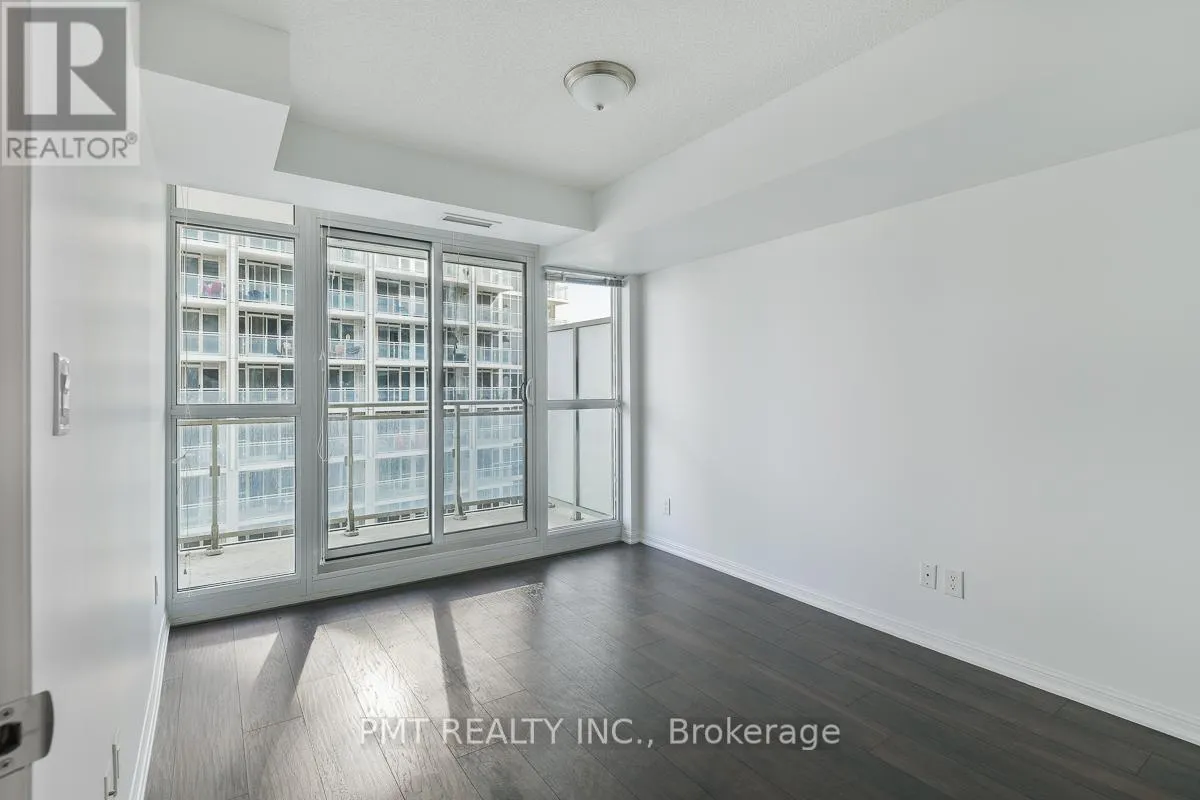 1220 - 35 BASTION STREET