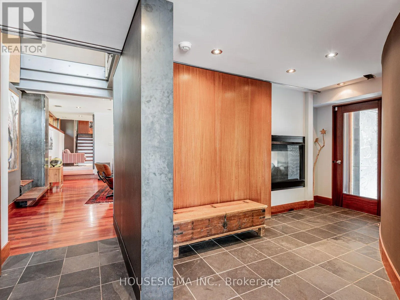 94 LAURENTIDE DRIVE