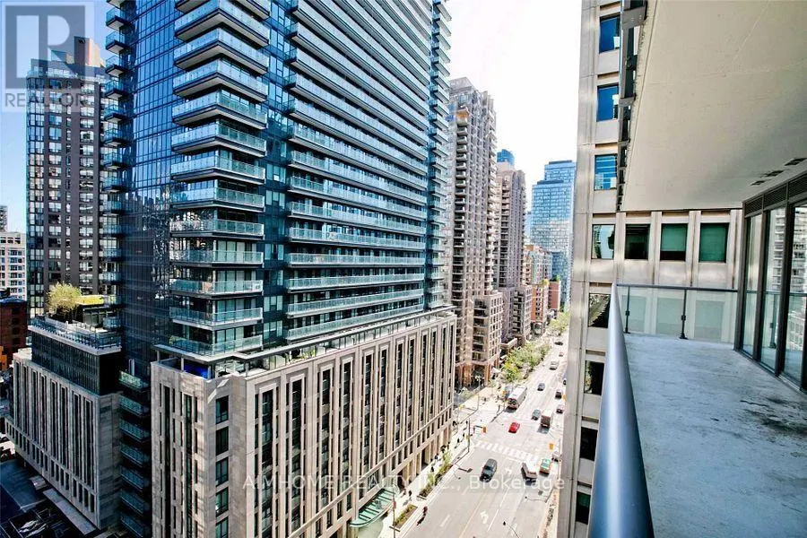 1208 - 57 ST JOSEPH STREET
