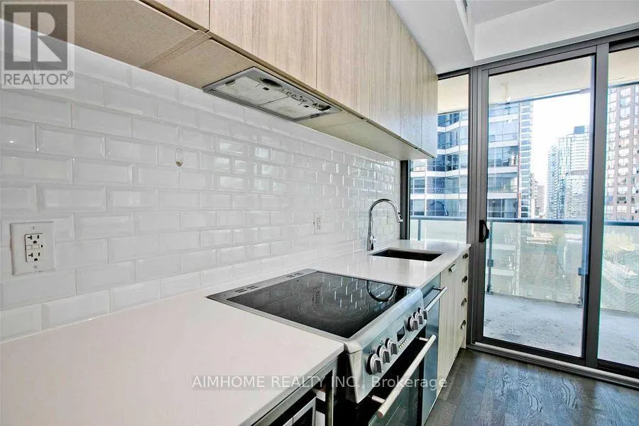 1208 - 57 ST JOSEPH STREET
