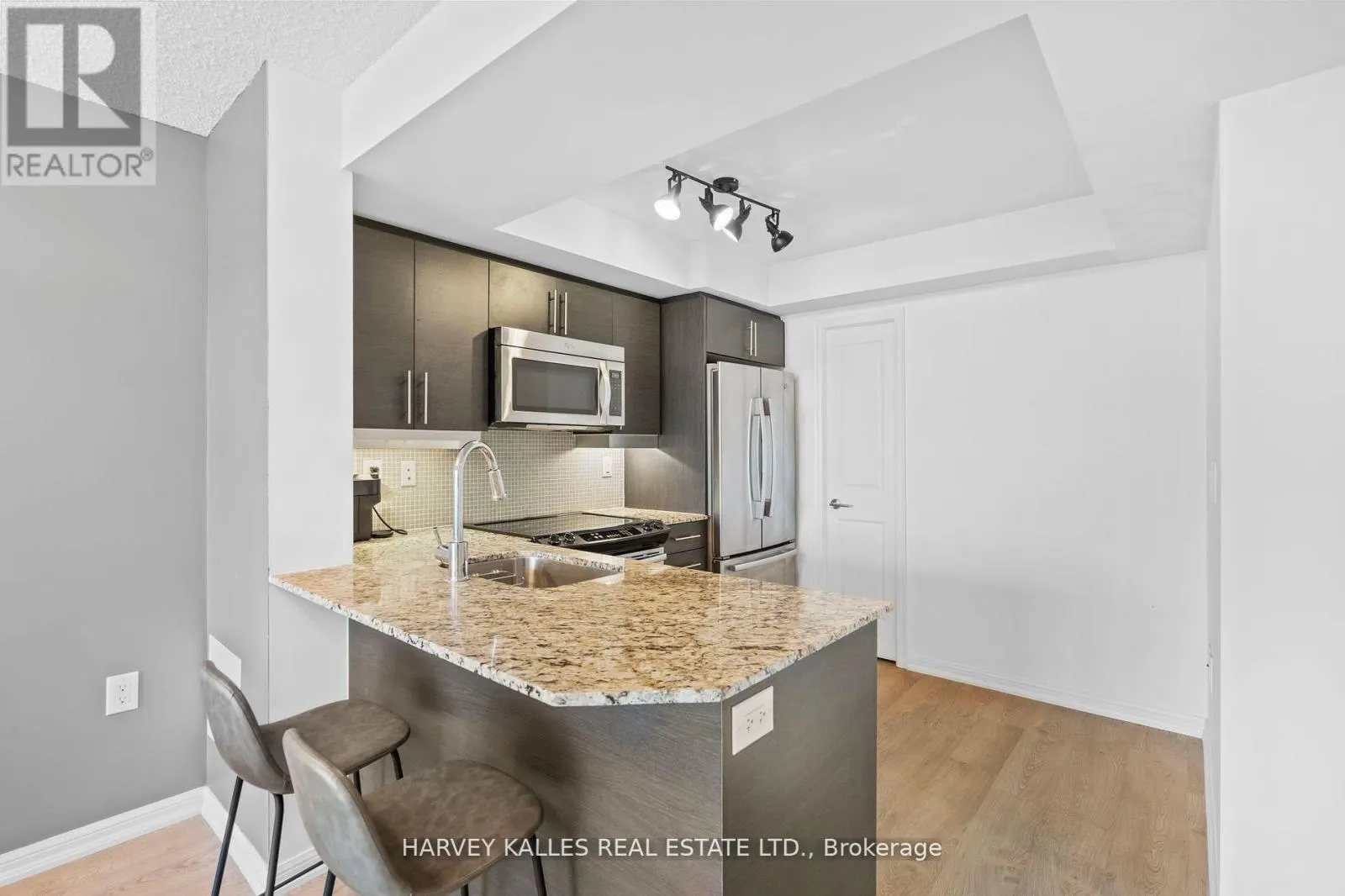 1316 - 125 WESTERN BATTERY ROAD