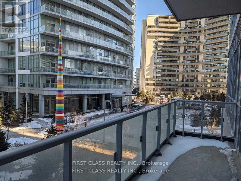 211 - 66 FOREST MANOR ROAD