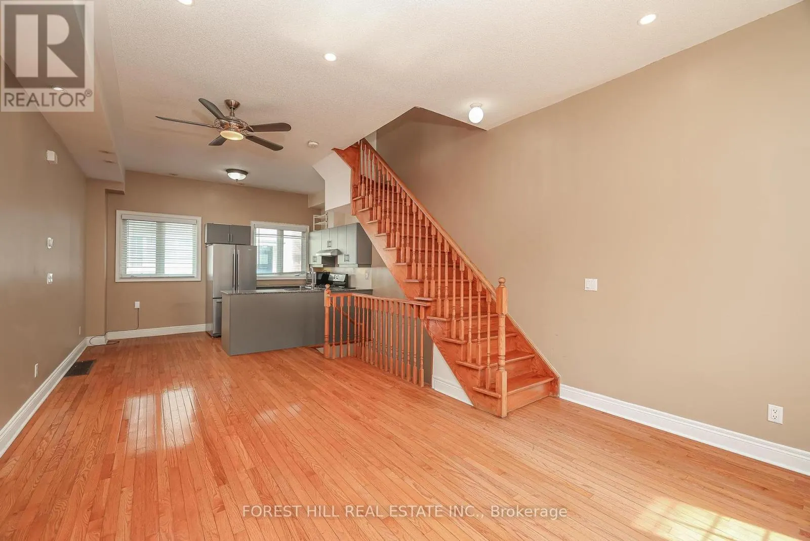 1376 EGLINTON AVENUE W