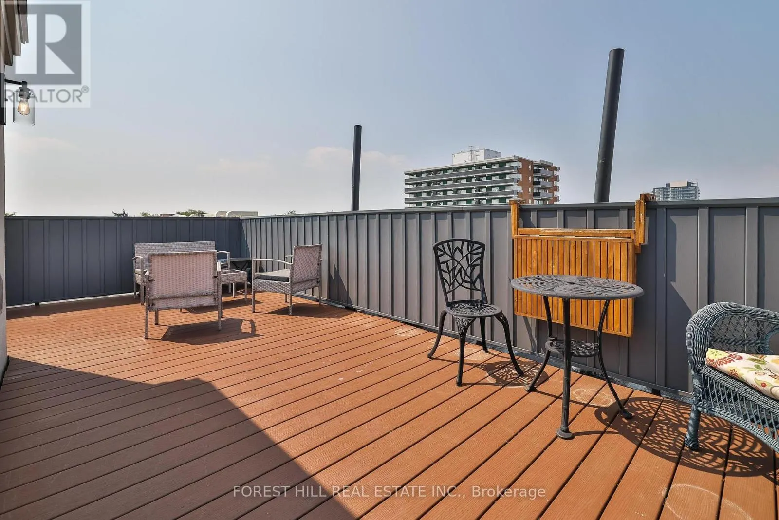 1376 EGLINTON AVENUE W