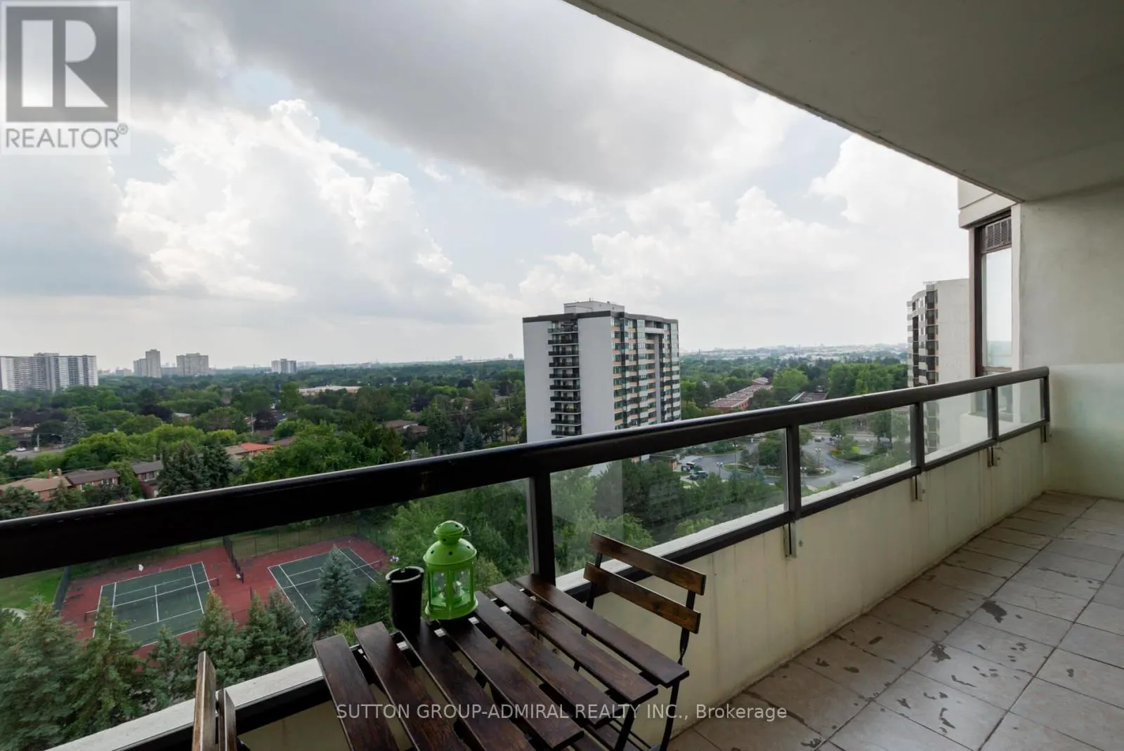 1105 - 1131 STEELES AVENUE W