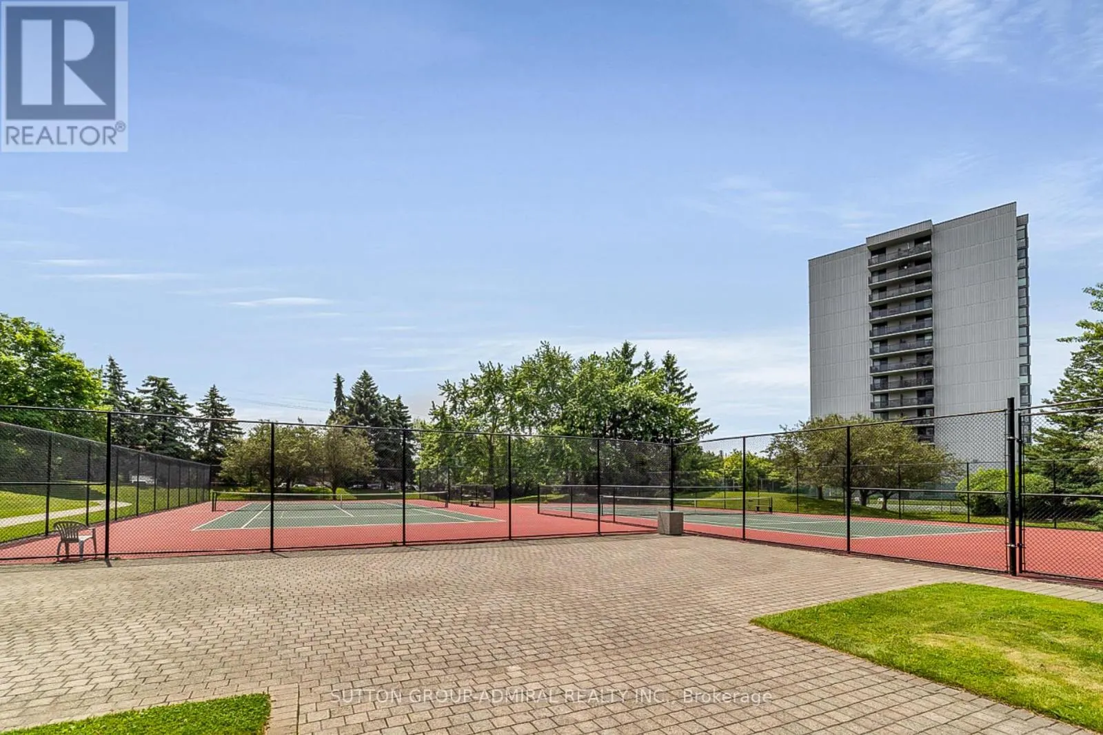 1105 - 1131 STEELES AVENUE W