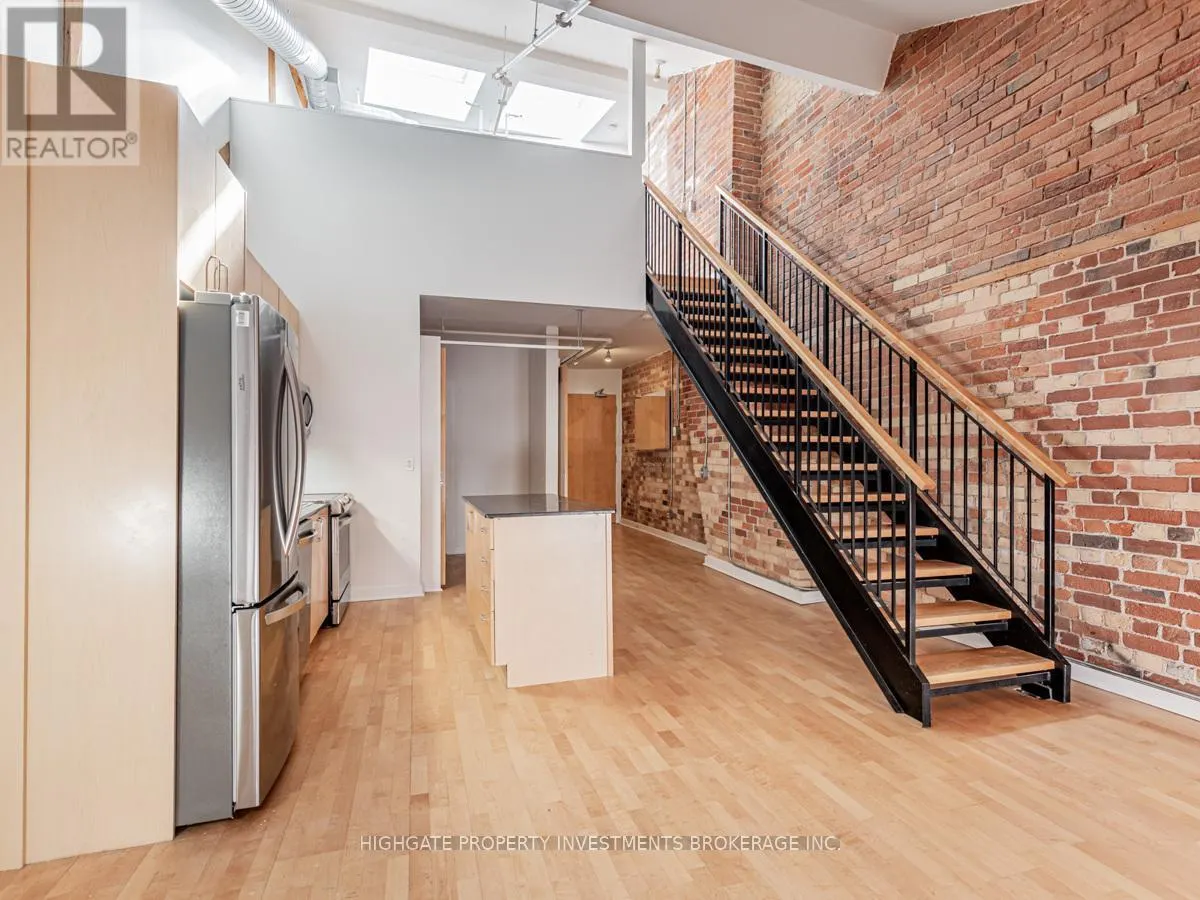 408 - 81A FRONT STREET E