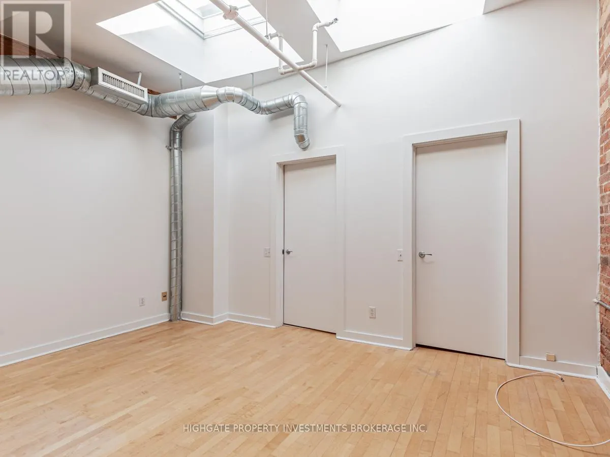408 - 81A FRONT STREET E